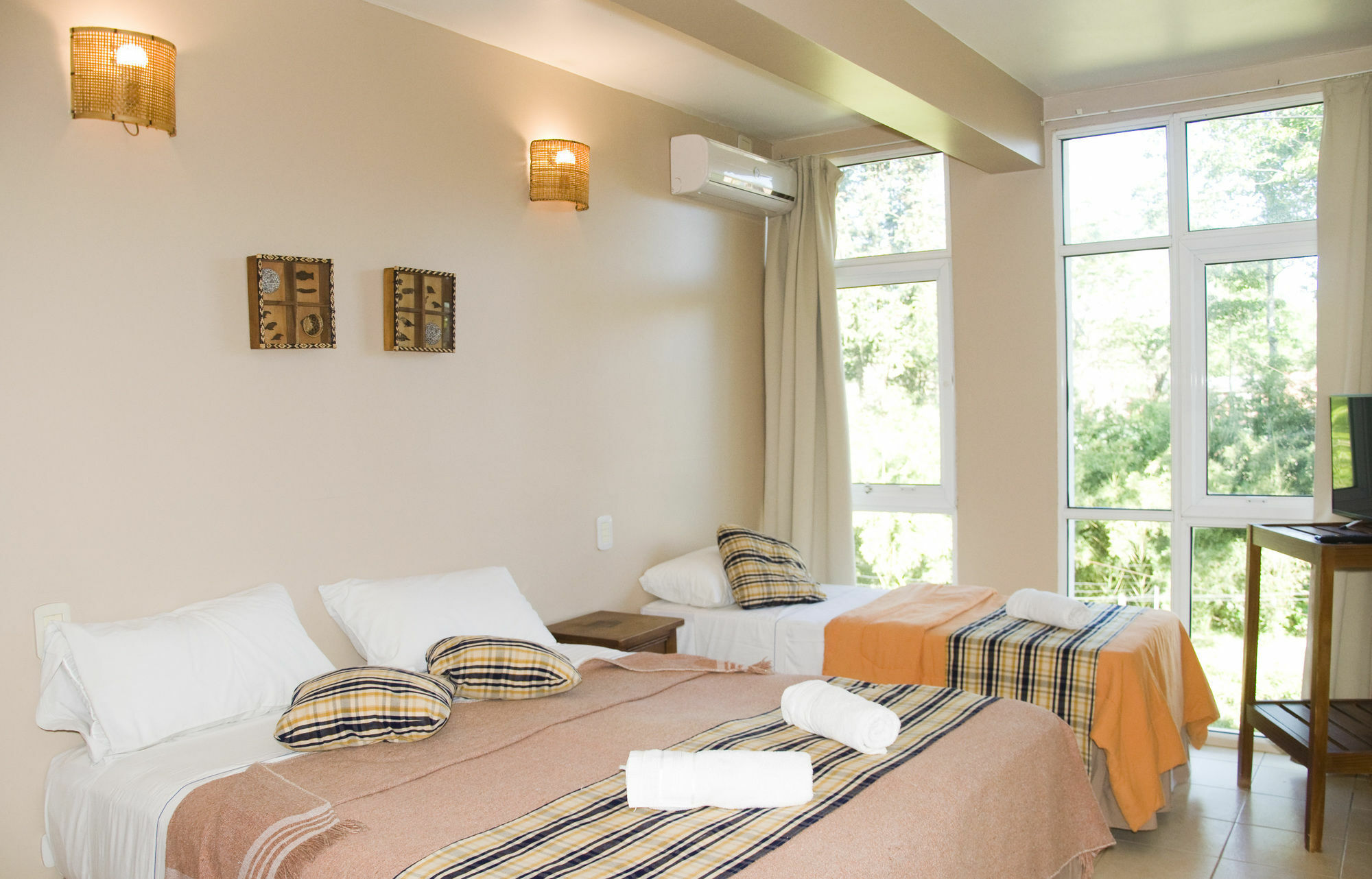 Tangoinn Club Iguazu Party Luxury Hostel Пуерто Игуасу Екстериор снимка
