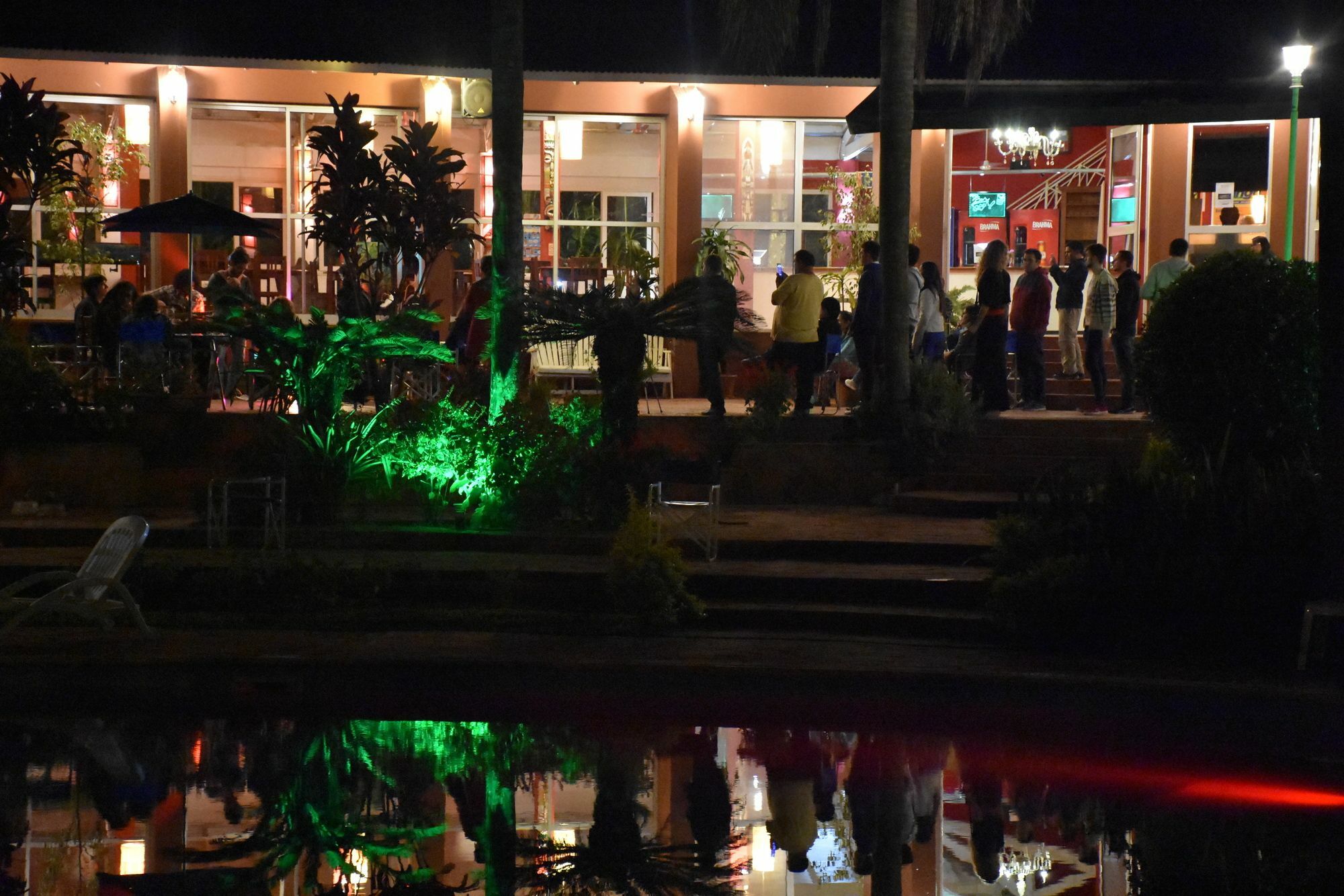Tangoinn Club Iguazu Party Luxury Hostel Пуерто Игуасу Екстериор снимка